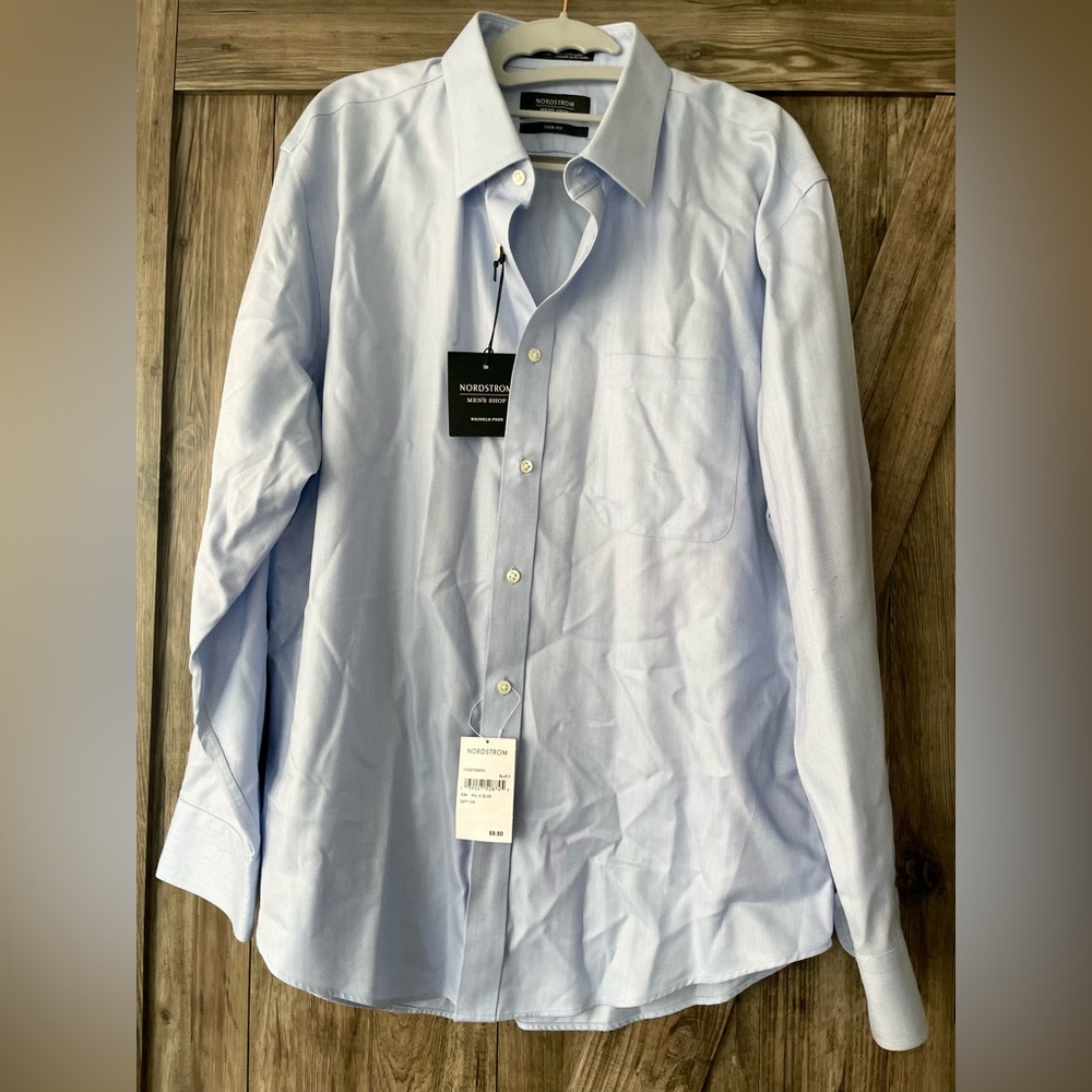 NWT Mens light blue herringbone Nordstrom trim fit dress shirt - 16.5 32/33 slim